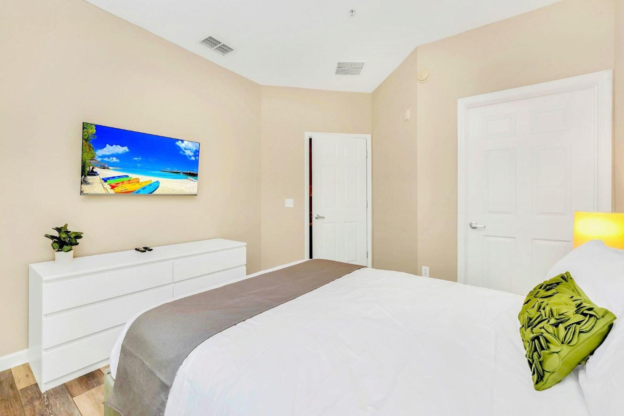 Near Disney - 3Br Condo - Pool Hot Tub And Games Orlando Luaran gambar